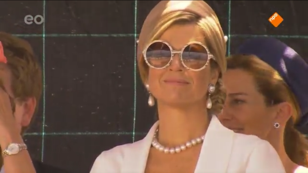 Koningin Máxima met zonnebril